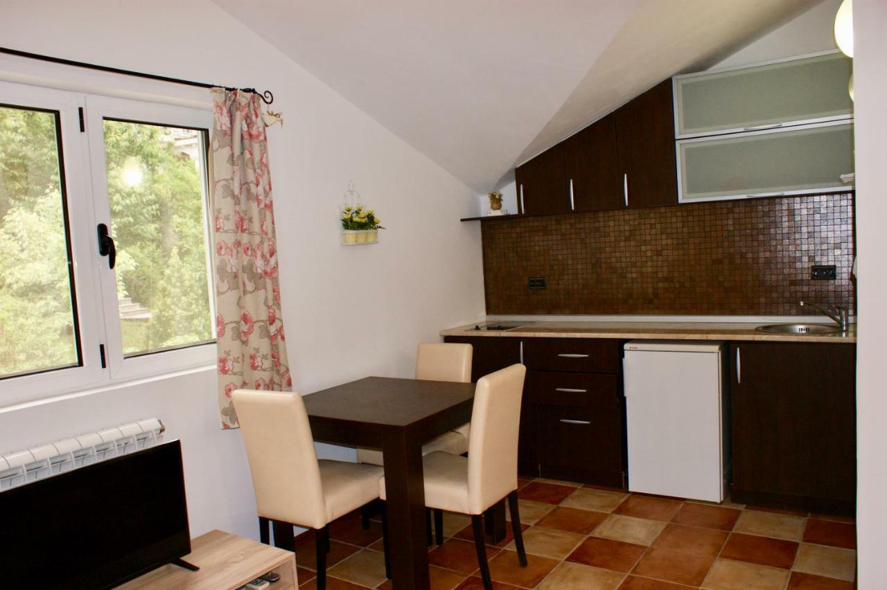 Studio Apartments Morinj Donji Morinj Exterior foto